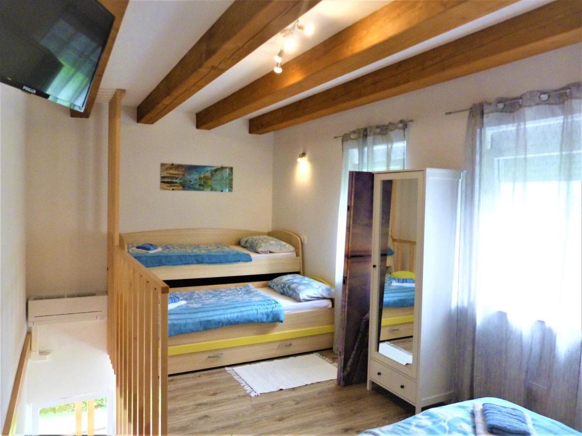 Hisasmihelka Apartment Kobarid Bagian luar foto