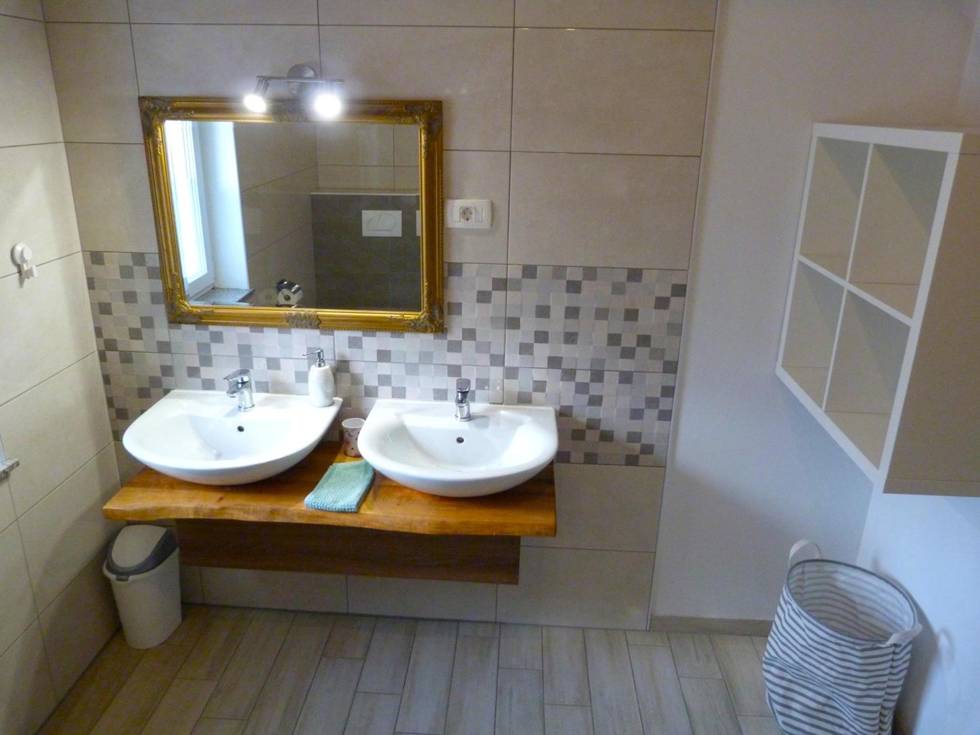 Hisasmihelka Apartment Kobarid Bagian luar foto